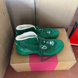 Spalding Green Athletic Shoes